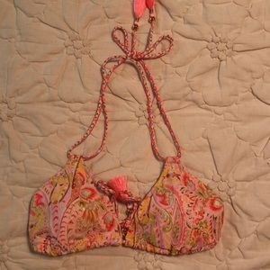 Like new Victoria’s Secret paisley triangle top.